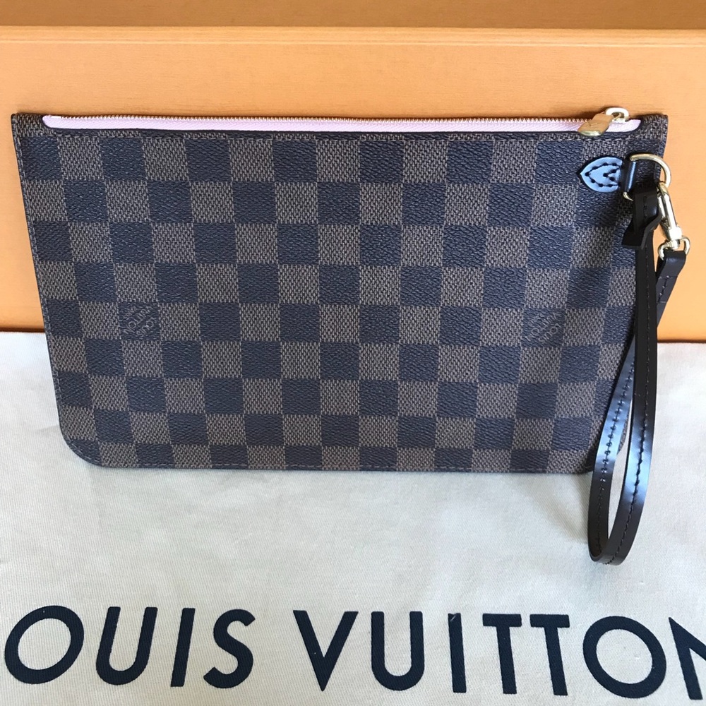 Neverfull MM pochette Damier Ebene Rose